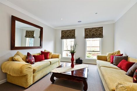 Property photo of 18 Robinia Court Harkness VIC 3337