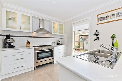 Property photo of 18 Robinia Court Harkness VIC 3337