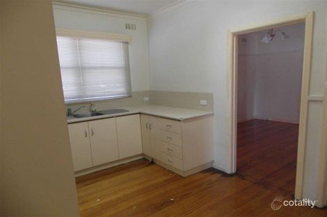 Property photo of 53 Roslyn Road Belmont VIC 3216