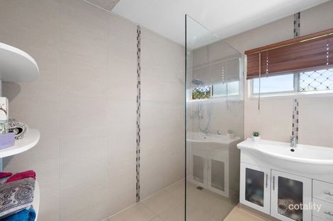 Property photo of 6 Caroline Street Riverview QLD 4303