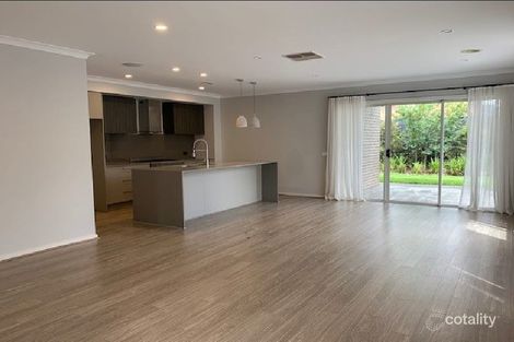 Property photo of 8 Bronte Boulevard Officer VIC 3809