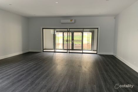 Property photo of 2/34 Clare Boulevard Greenvale VIC 3059