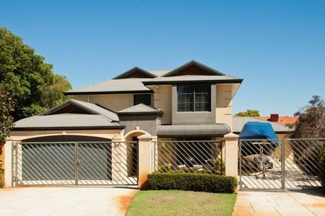 112 The Promenade, Mount Pleasant, WA 6153