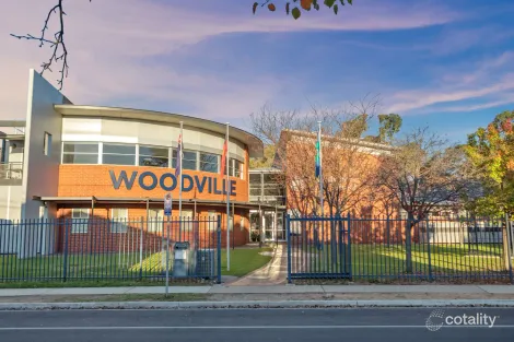 Property photo of 9 Crompton Drive St Clair SA 5011