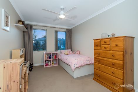 Property photo of 25 Juncea Way Hammond Park WA 6164