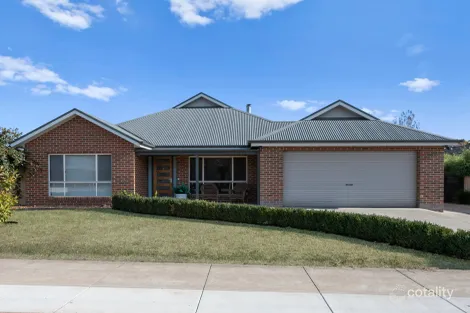 9 Highton Lane, Mansfield, VIC 3722