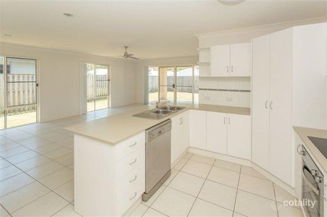 Property photo of 57 Whitehaven Drive Blacks Beach QLD 4740