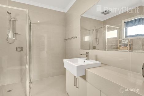 28b Spirited Cct, Craigieburn, VIC 3064