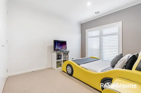 Property photo of 85 Dexter Crescent Clyde North VIC 3978