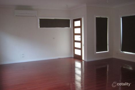 Property photo of 2/17 Perrett Avenue St Albans VIC 3021