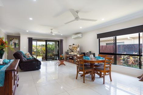 Property photo of 8 Singleton Close Smithfield QLD 4878