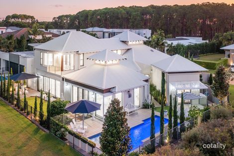 Property photo of 2275 Banksia Lakes Drive Hope Island QLD 4212