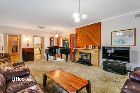 Property photo of 25 Hobart Crescent Banksia Park SA 5091