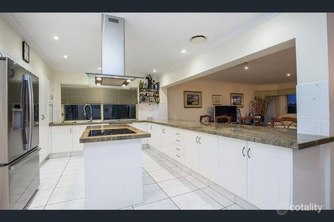 Property photo of 28 Prosperity Drive Helensvale QLD 4212