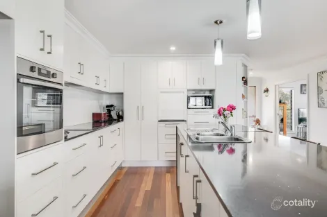 Property photo of 55 McGee Drive Kearneys Spring QLD 4350