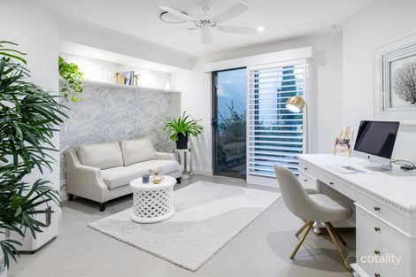 Property photo of 2275 Banksia Lakes Drive Hope Island QLD 4212