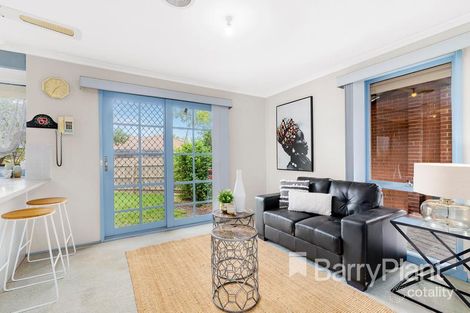 Property photo of 3 Dalbury Place Mill Park VIC 3082