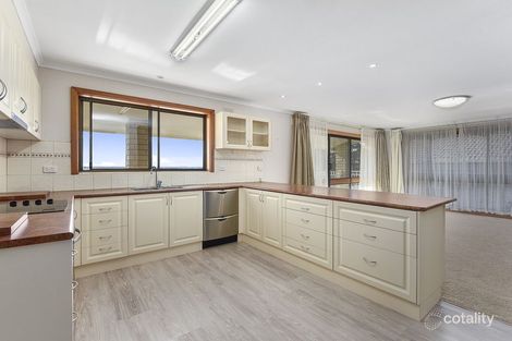 Property photo of 53 Lake Terrace East Mount Gambier SA 5290