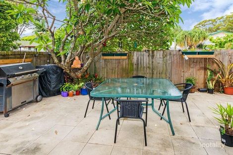 14-16 Terrigal Cres, Southport, QLD 4215