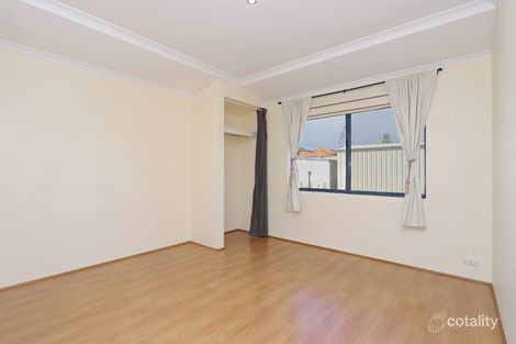 Property photo of 15 Sainte Maxime Avenue Port Kennedy WA 6172