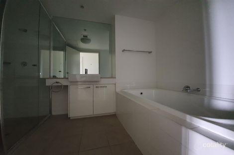 Property photo of 1601/100 Harbour Esplanade Docklands VIC 3008