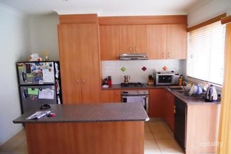 Property photo of 2/148 Greaves Street North Werribee VIC 3030