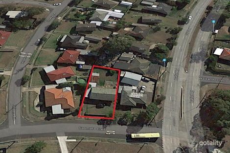 Property photo of 4 Gasmata Crescent Whalan NSW 2770