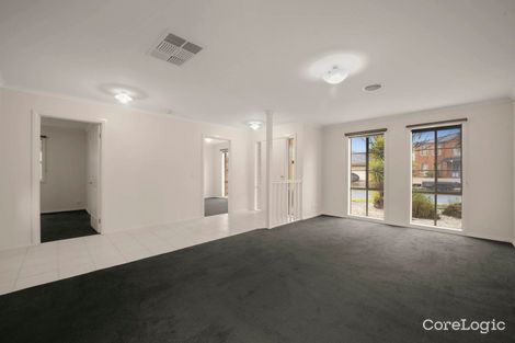 Property photo of 5 Chisholm Crescent Narre Warren South VIC 3805