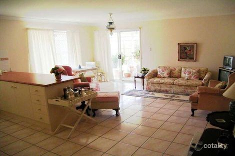 Property photo of 25 Mapleton Crescent Forest Lake QLD 4078