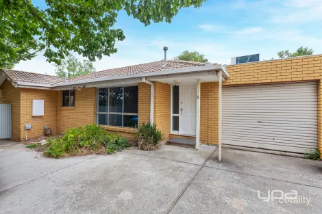 3/56 DOUGLAS AVE, ST ALBANS, VIC 3021