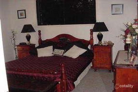 Property photo of 3 Kayron Court Meadowbrook QLD 4131