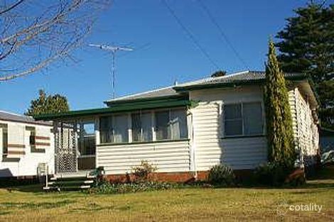 16 Jenkins St, Newtown, QLD 4350