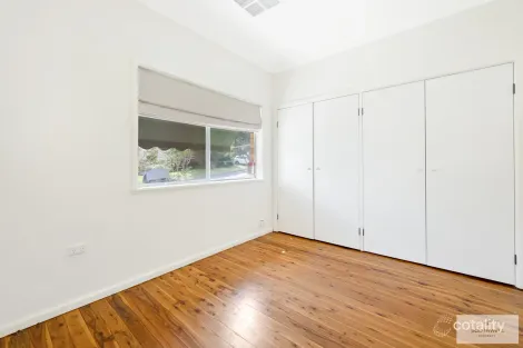 Property photo of 4 Hannaford Avenue East Tamworth NSW 2340