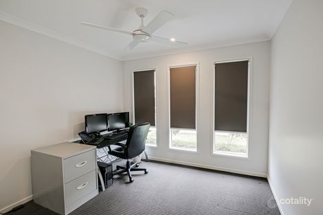Property photo of 5 Tasman Boulevard Fitzgibbon QLD 4018