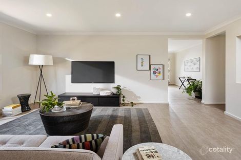 Property photo of 4 Impara Rise Werribee VIC 3030