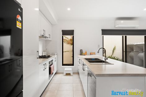 Property photo of 21 Monument Boulevard Clyde North VIC 3978