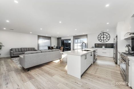 Property photo of 26 Octavio Street Craigieburn VIC 3064