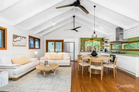 Property photo of 43 Beech Drive Suffolk Park NSW 2481