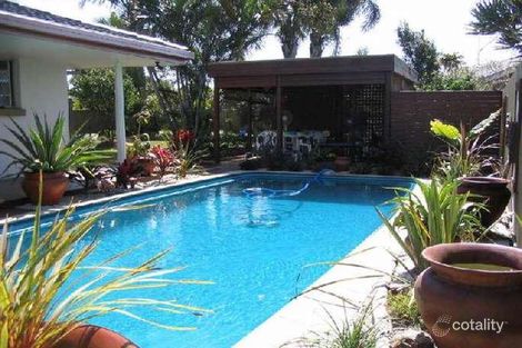 33 Markeri St, Mermaid Waters, QLD 4218