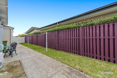 Property photo of 8 Benetti Crescent Hope Island QLD 4212