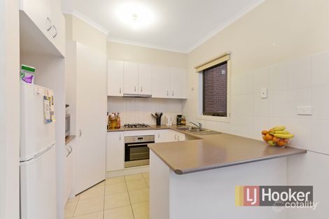 Property photo of 3/30 Simon Court Hampton Park VIC 3976