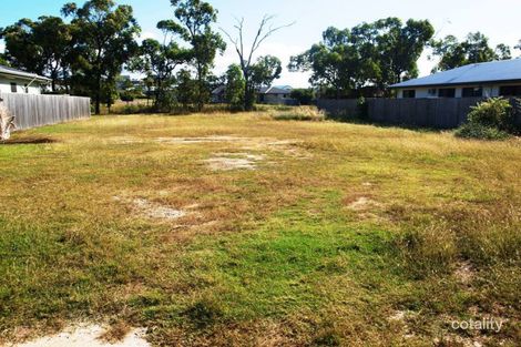 37 Woodwark Dr, Bushland Beach, QLD 4818