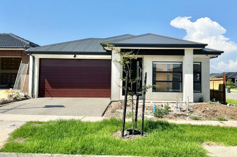 9 Glenbrook Dr, Wyndham Vale, VIC 3024