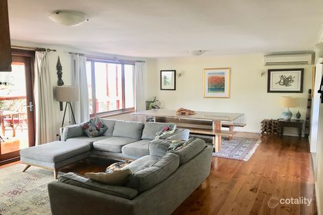 Property photo of 8 Dennis Street Garran ACT 2605