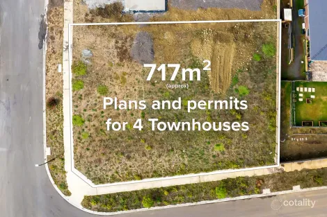 28-30 Strathlachlan Dr, Highton, VIC 3216