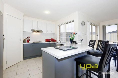 Property photo of 24 Fairhaven Boulevard Melton West VIC 3337