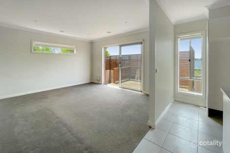 Property photo of 9/9 Horwood Drive Canadian VIC 3350
