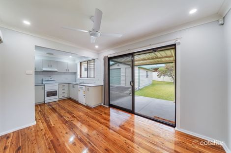 Property photo of 6 Wandoo Place Bradbury NSW 2560