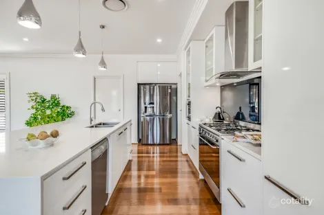 Property photo of 2 Daffodil Crescent Kellyville NSW 2155