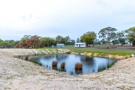 Property photo of 10 Trimmer Street Tenterden WA 6322
